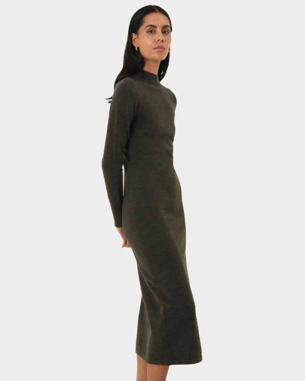 Robertmagana.shop33941aea5c 3